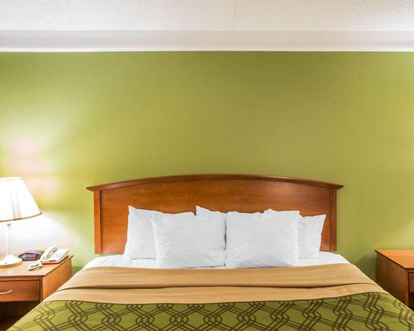 - Econo Lodge North Knoxville - I-75, Exit 108