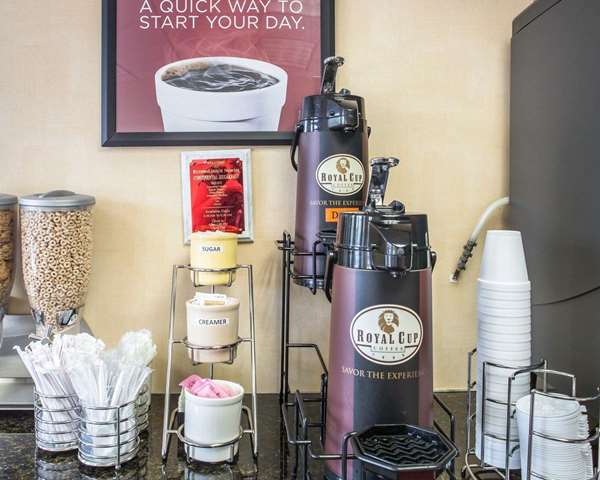 Amenities - Econo Lodge North Knoxville - I-75, Exit 108