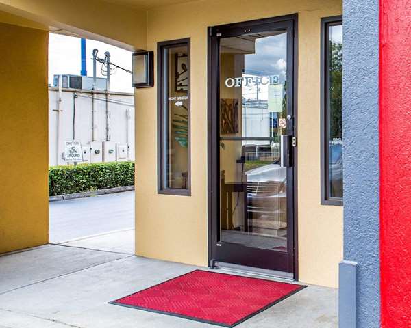 Exterior view - Econo Lodge North Knoxville - I-75, Exit 108
