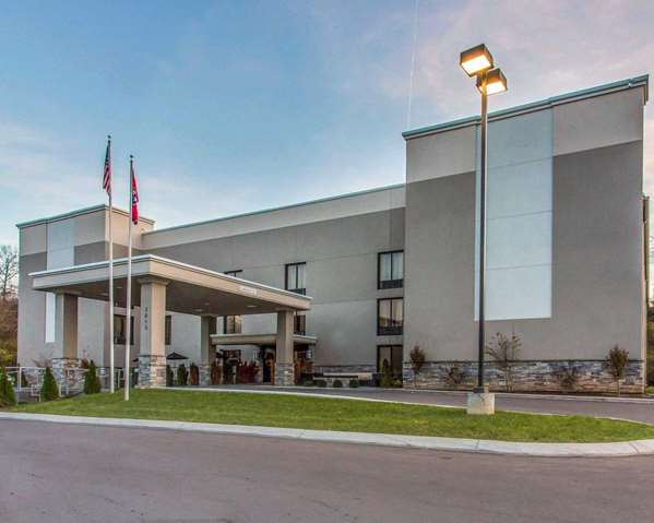 Exterior view - Quality Suites Airport Nashville - I-40, Exit 216