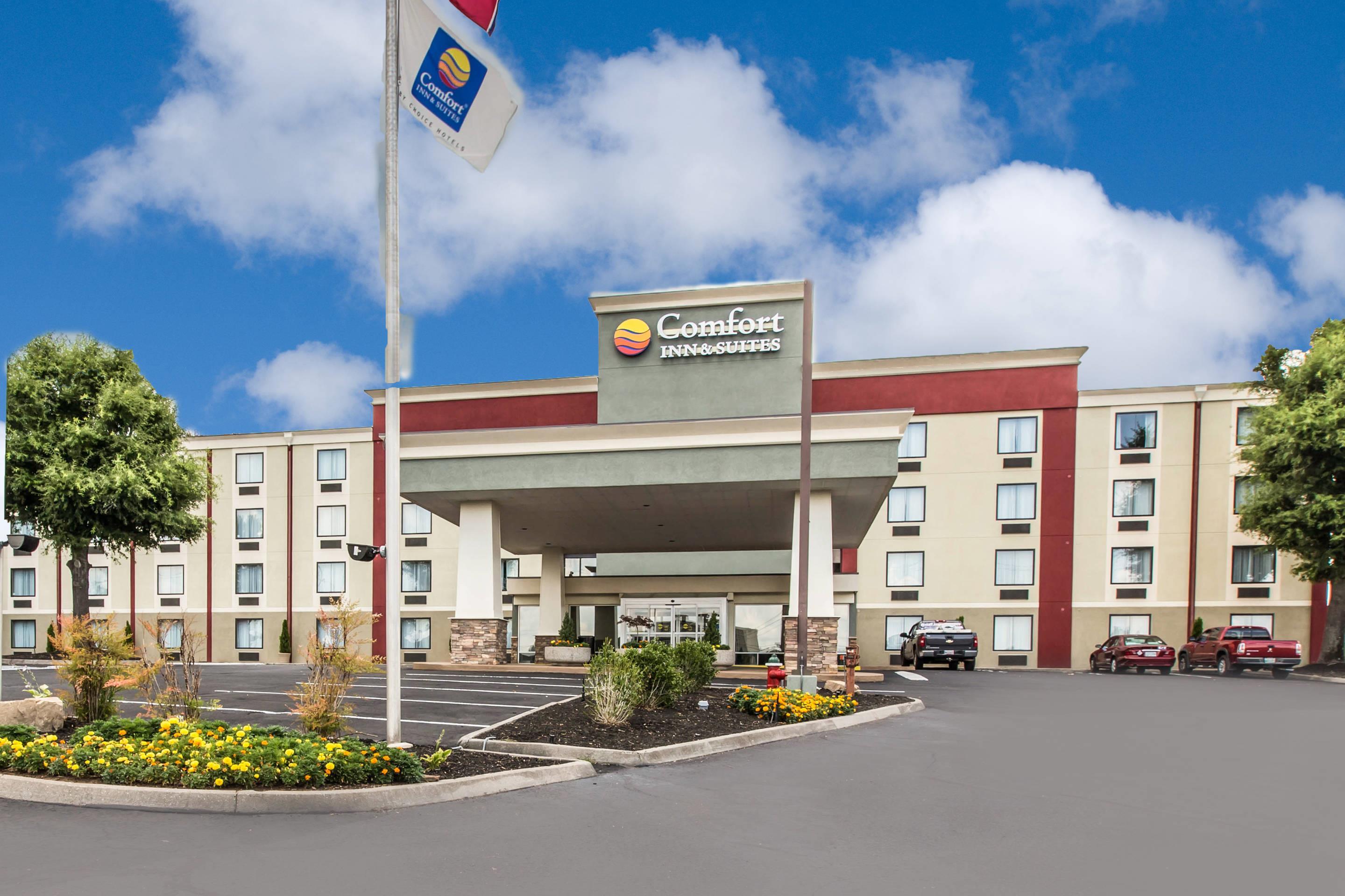 Hotel exterior | Comfort Inn & Suites Knoxville West