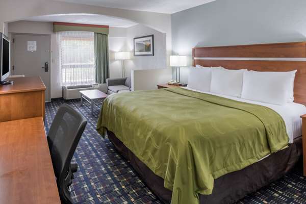  - Quality Inn Dandridge - I-40, Exit 417