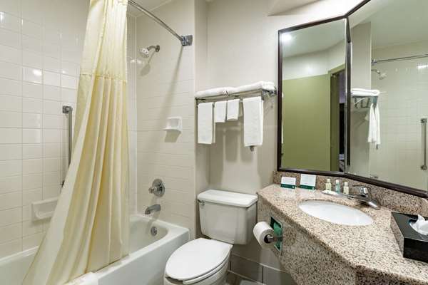  - Quality Inn Cleveland - I-75, Exit 27