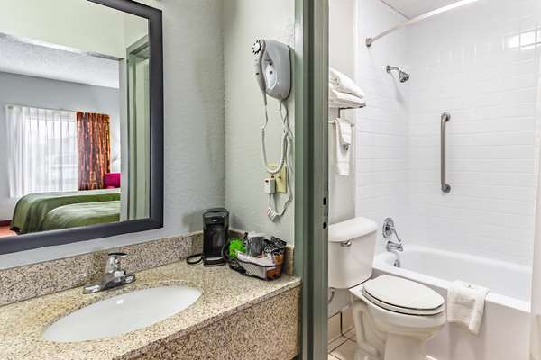  - Quality Inn Goodlettsville - I-65, Exit 97