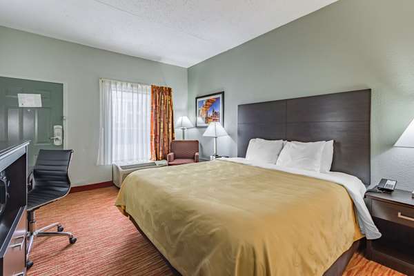  - Quality Inn Goodlettsville - I-65, Exit 97