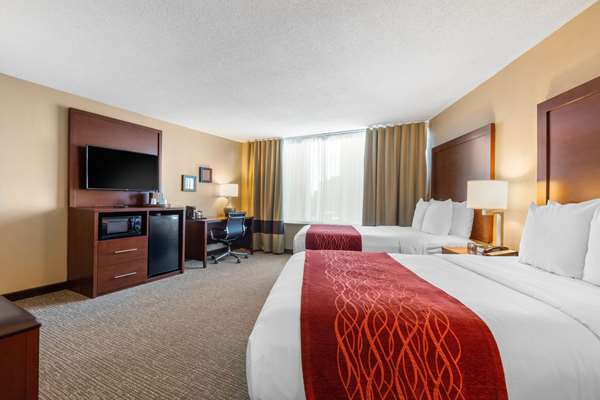  - Comfort Inn Downtown Memphis - I-40, Exit 1