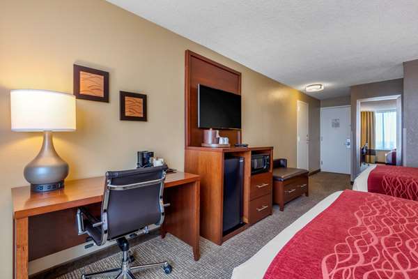  - Comfort Inn Downtown Memphis - I-40, Exit 1
