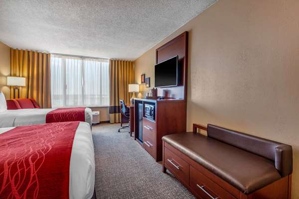  - Comfort Inn Downtown Memphis - I-40, Exit 1