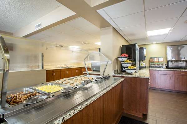 Amenities - Comfort Inn Pigeon Forge