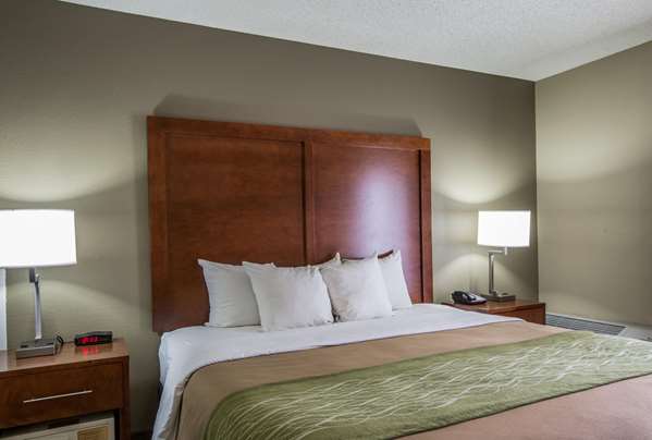 Suite - Comfort Inn Pigeon Forge
