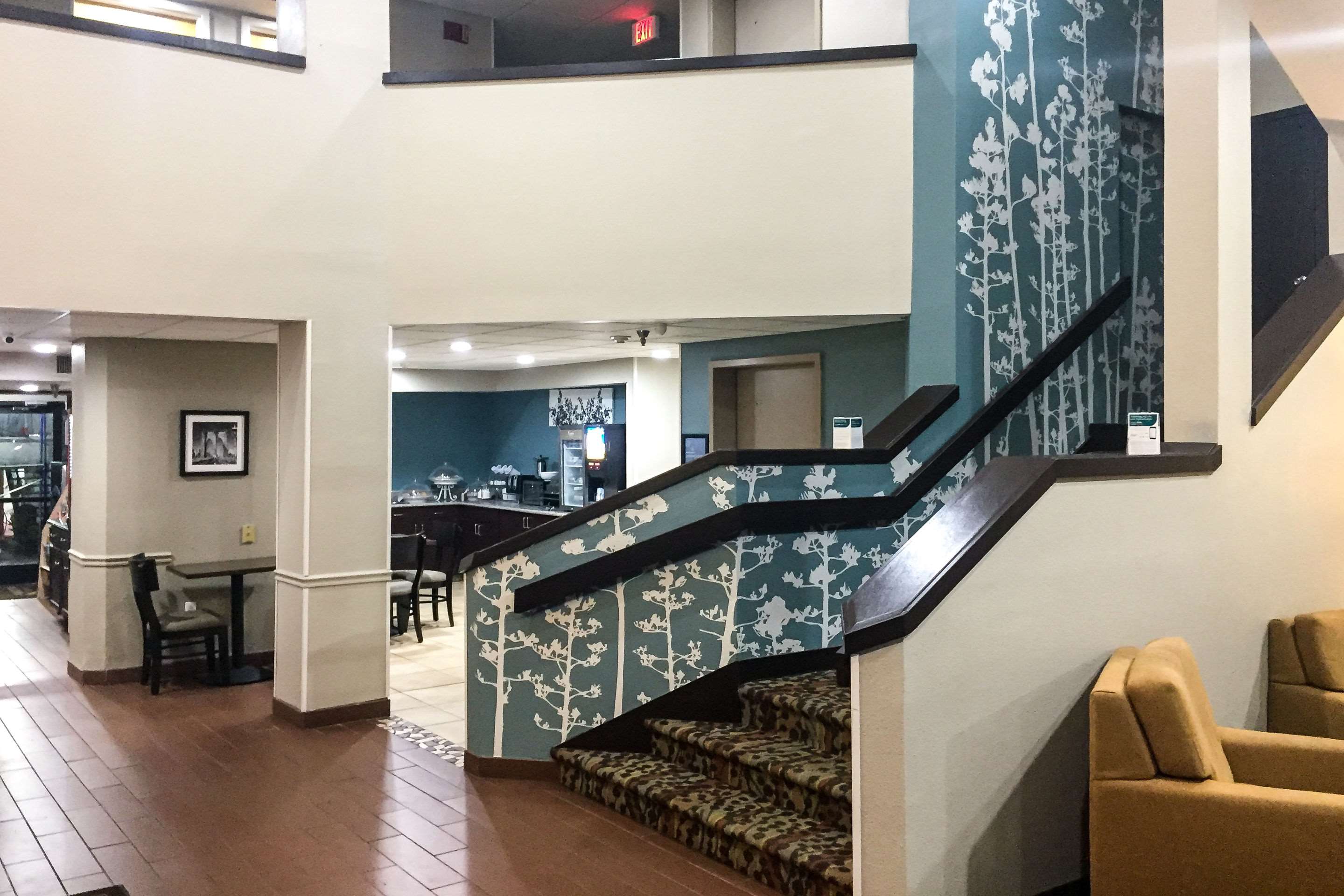 Spacious lobby with sitting area | Sleep Inn Chattanooga