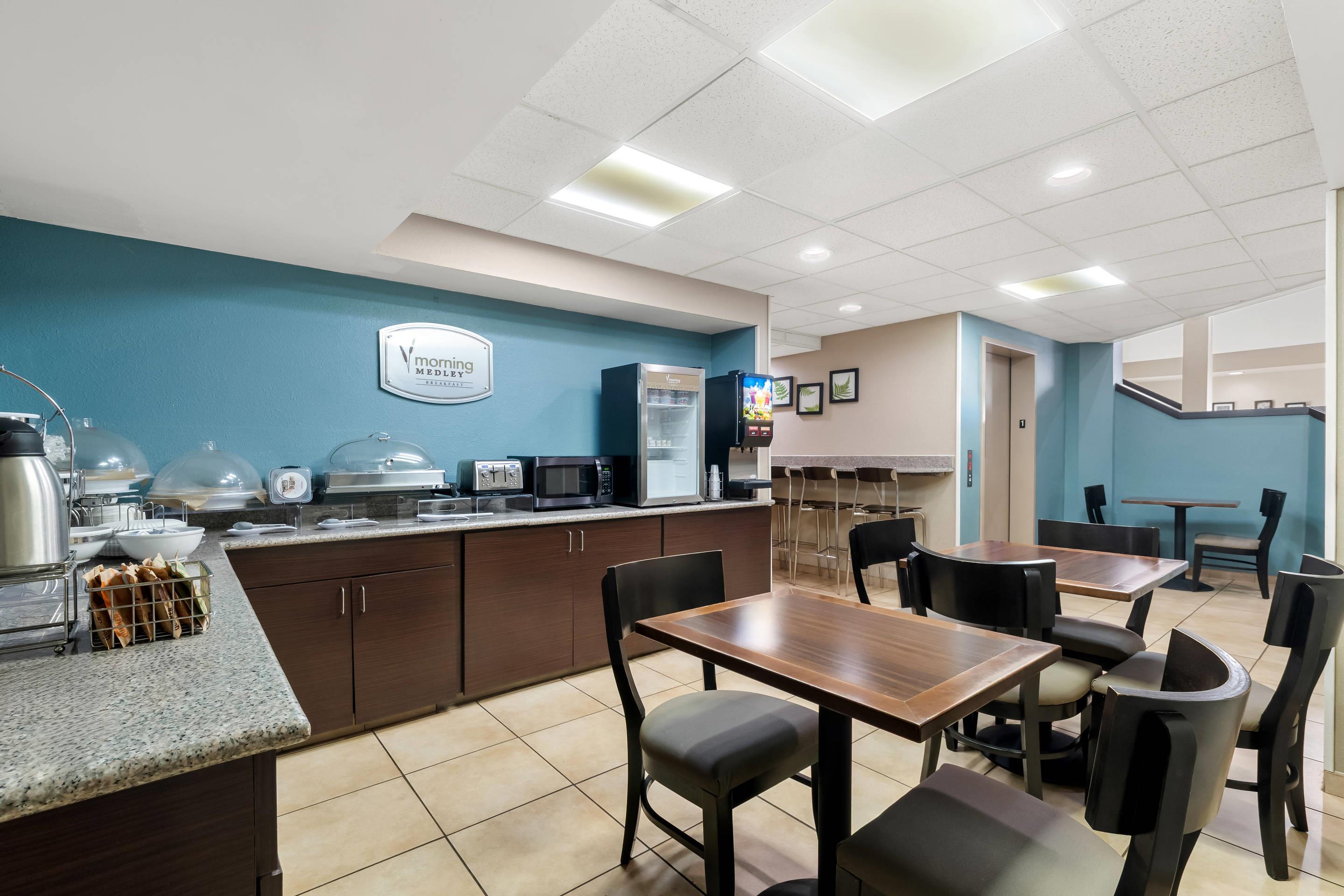 Breakfast area | Sleep Inn Chattanooga