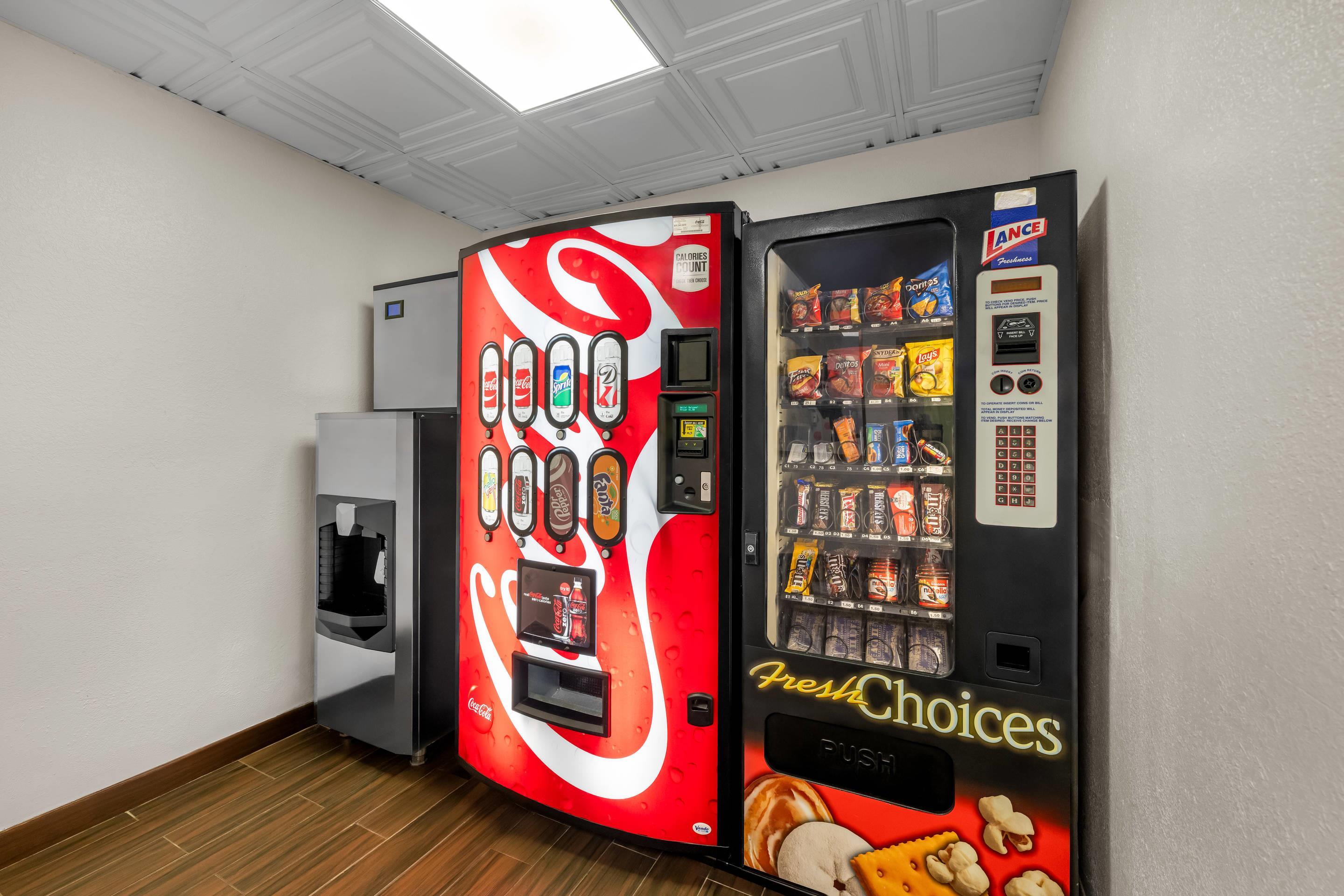 Hotel vending area | Comfort Inn South Kingsport
