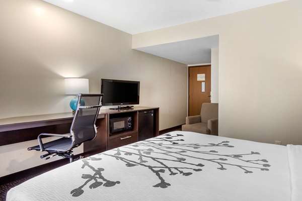  - Sleep Inn & Suites Johnson City - I-26, Exit 19