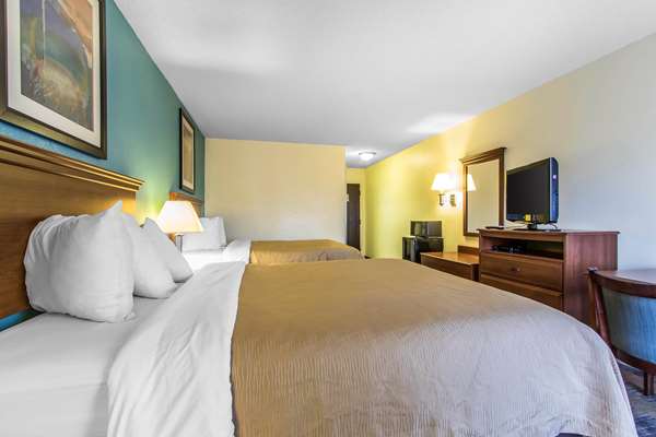  - Quality Inn & Suites Memphis - I-40, Exit 12