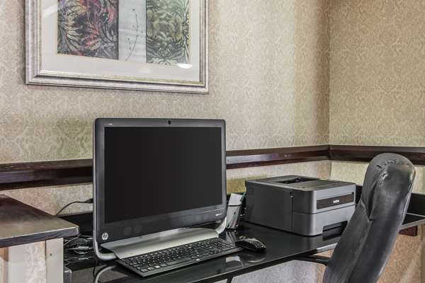 Conference Area - Quality Inn & Suites Memphis - I-40, Exit 12