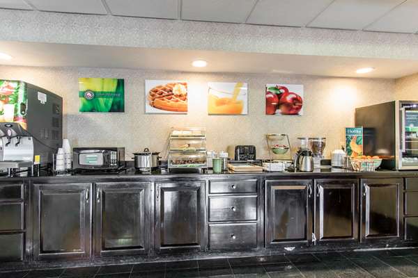 Amenities - Quality Inn & Suites Memphis - I-40, Exit 12
