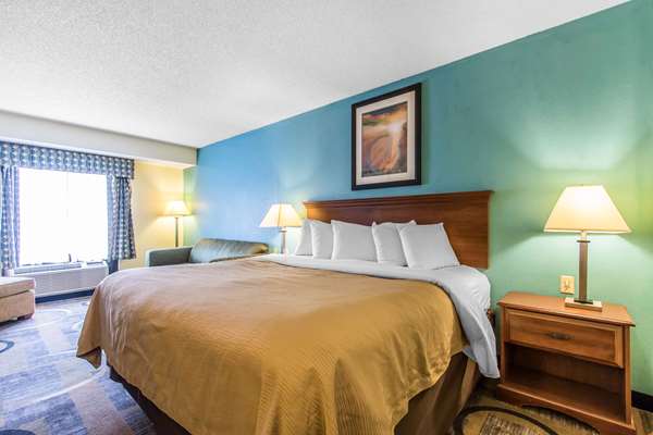  - Quality Inn & Suites Memphis - I-40, Exit 12
