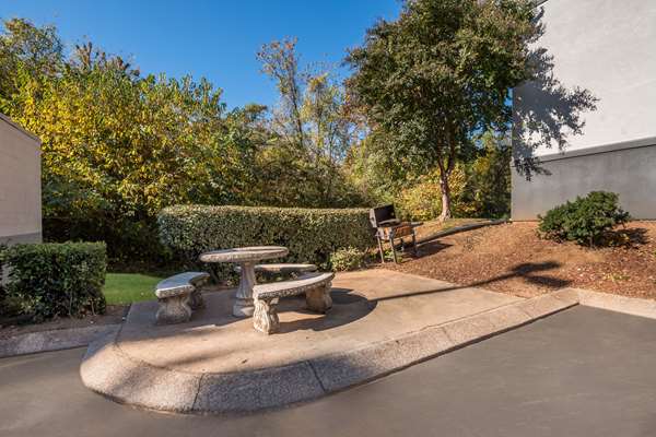 Exterior view - MainStay Suites Chattanooga - I-75, Exit 5