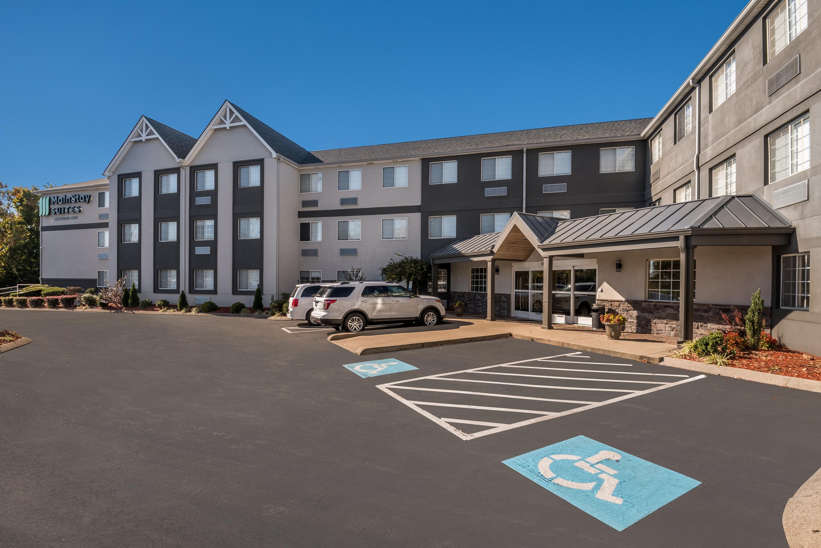 Hotel exterior | MainStay Suites Chattanooga Hamilton Place