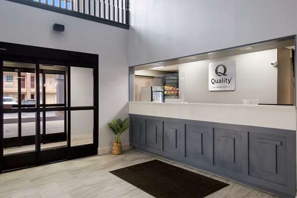 Indoor/Interior,On-Site,Lobby