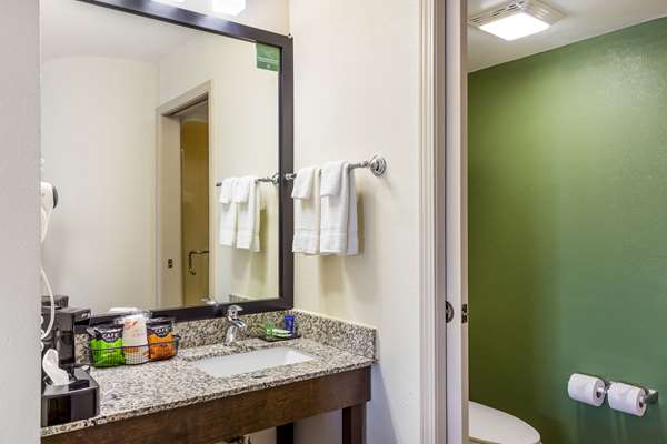  - Sleep Inn & Suites Kingsport - I-81, Exit 63