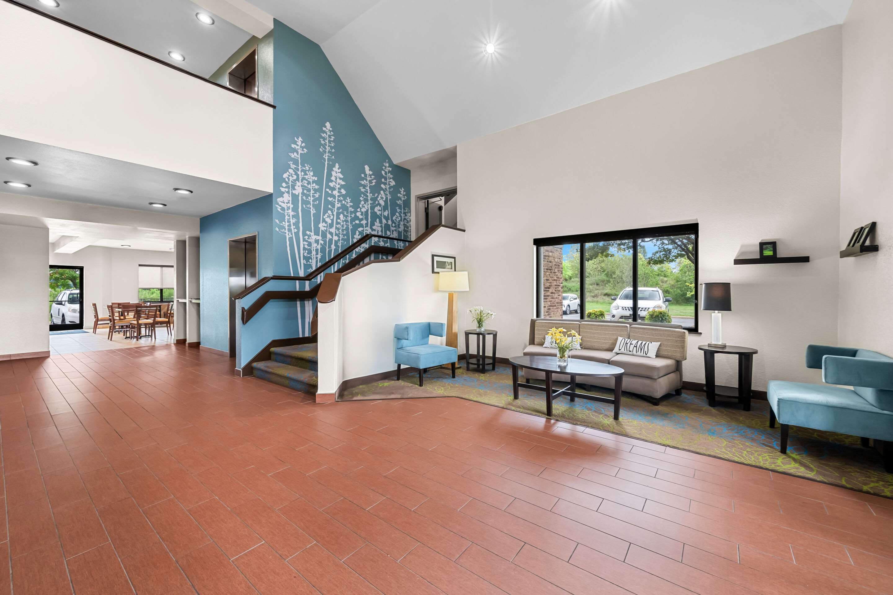 Hotel lobby | Sleep Inn & Suites Kingsport TriCities Airport