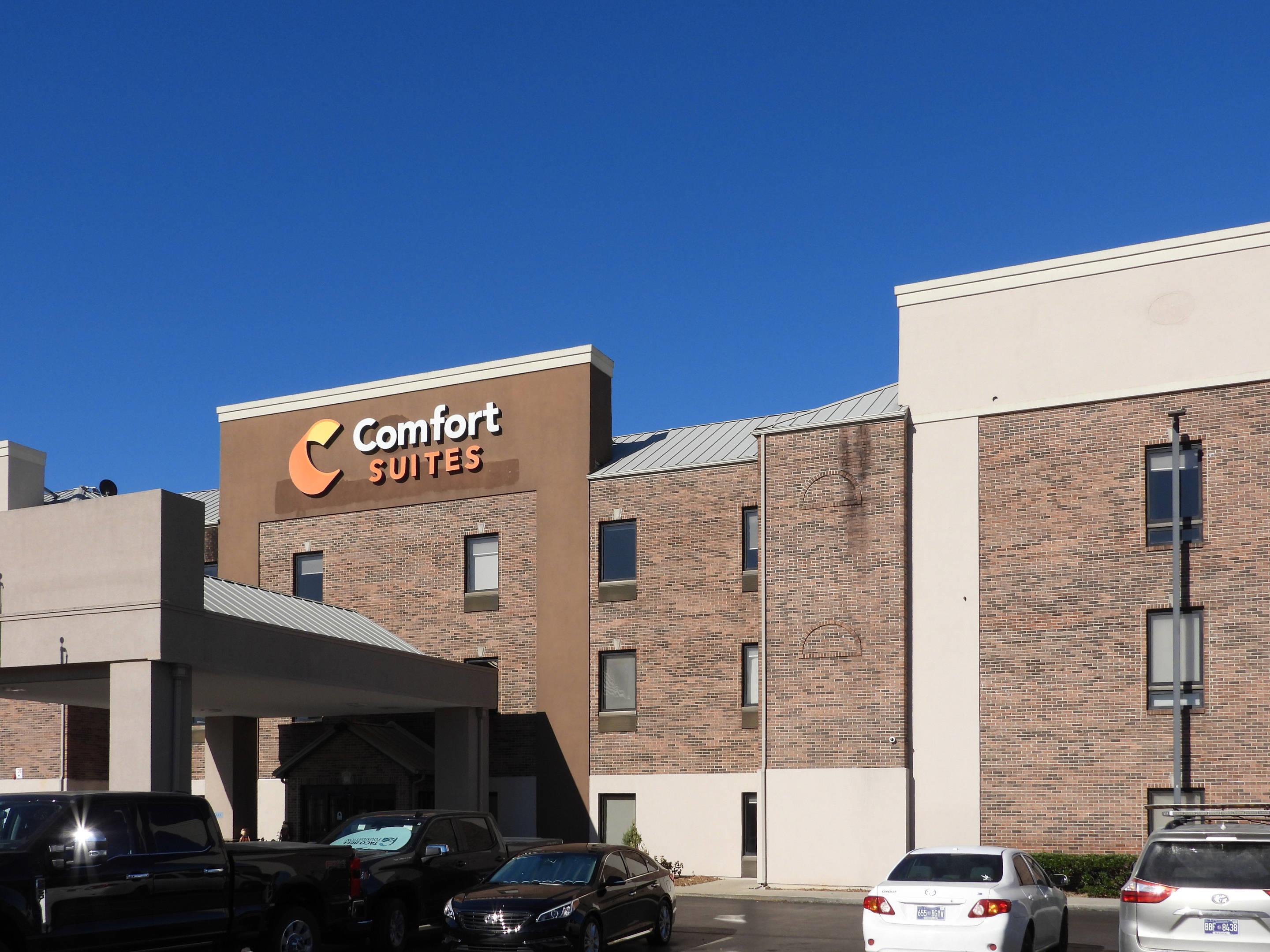 Hotel exterior | Comfort Suites