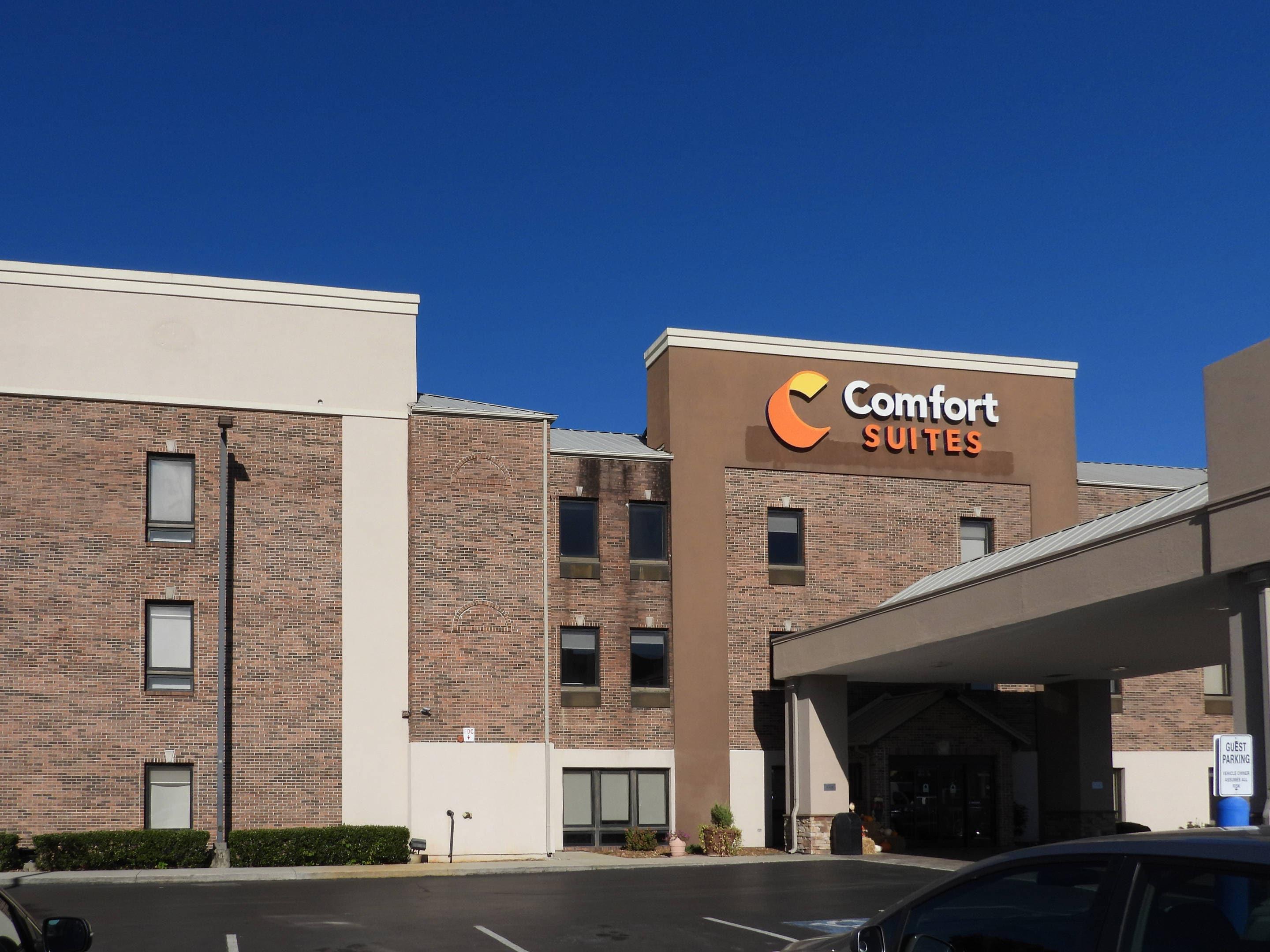 Hotel exterior | Comfort Suites