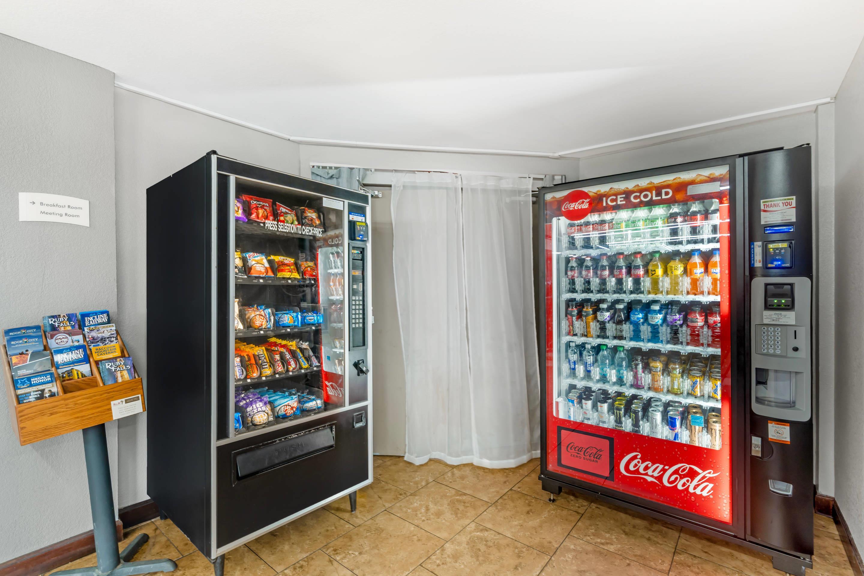 Hotel vending area | Quality Inn & Suites Chattanooga