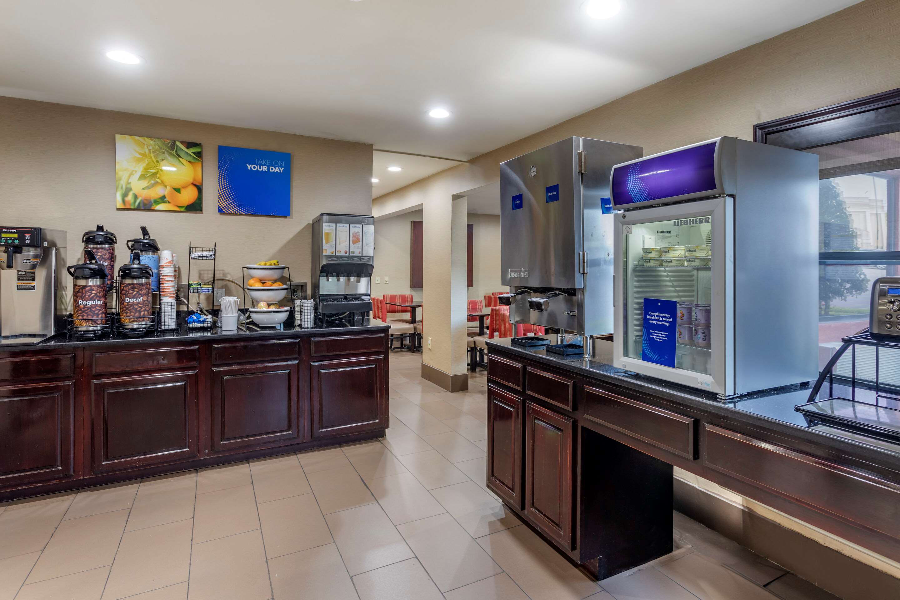 Breakfast area