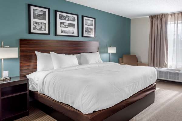  - Sleep Inn & Suites Lebanon - I-40, Exit 232