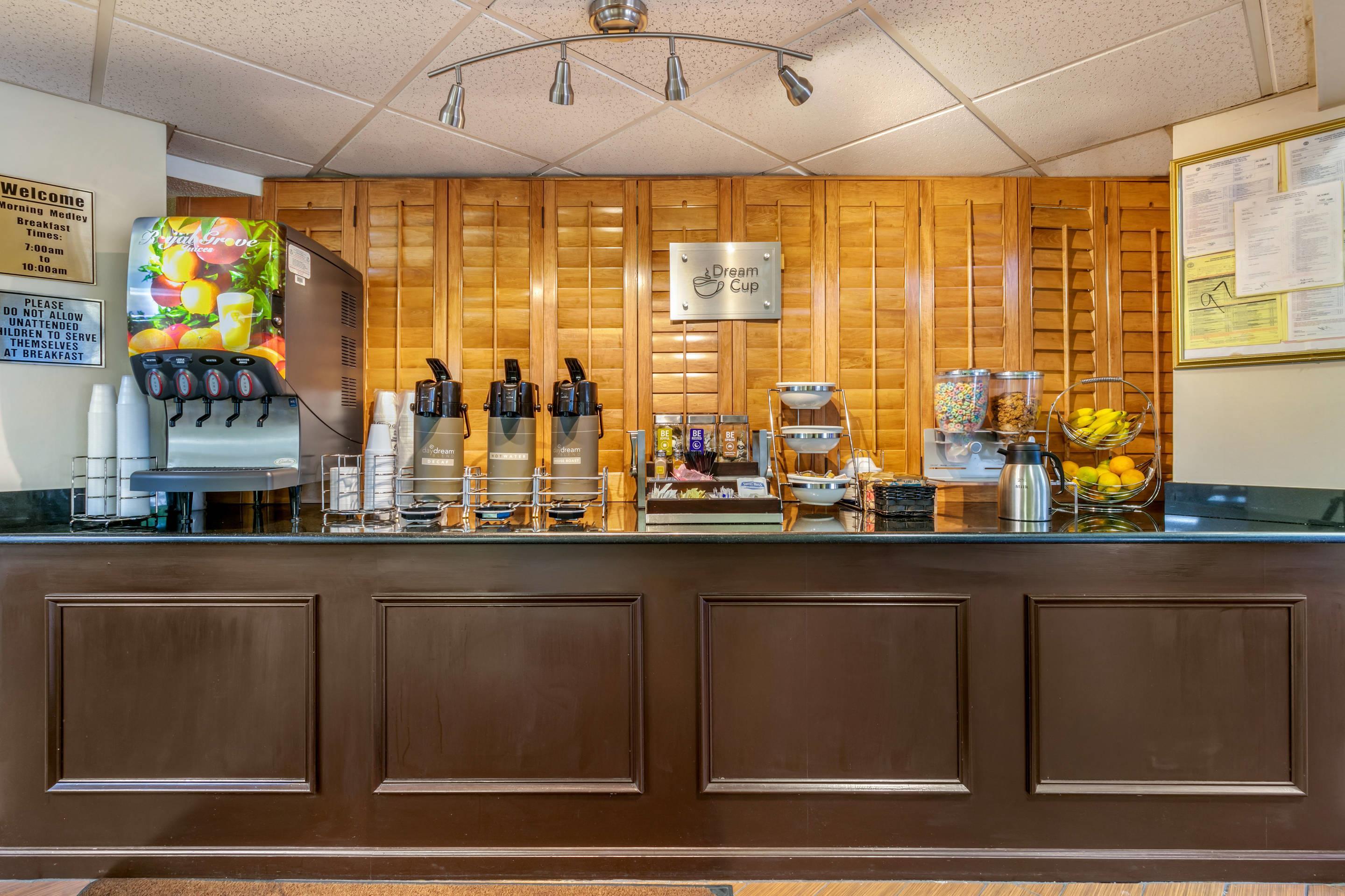 Breakfast counter | Sleep Inn & Suites near Sports World Blvd
