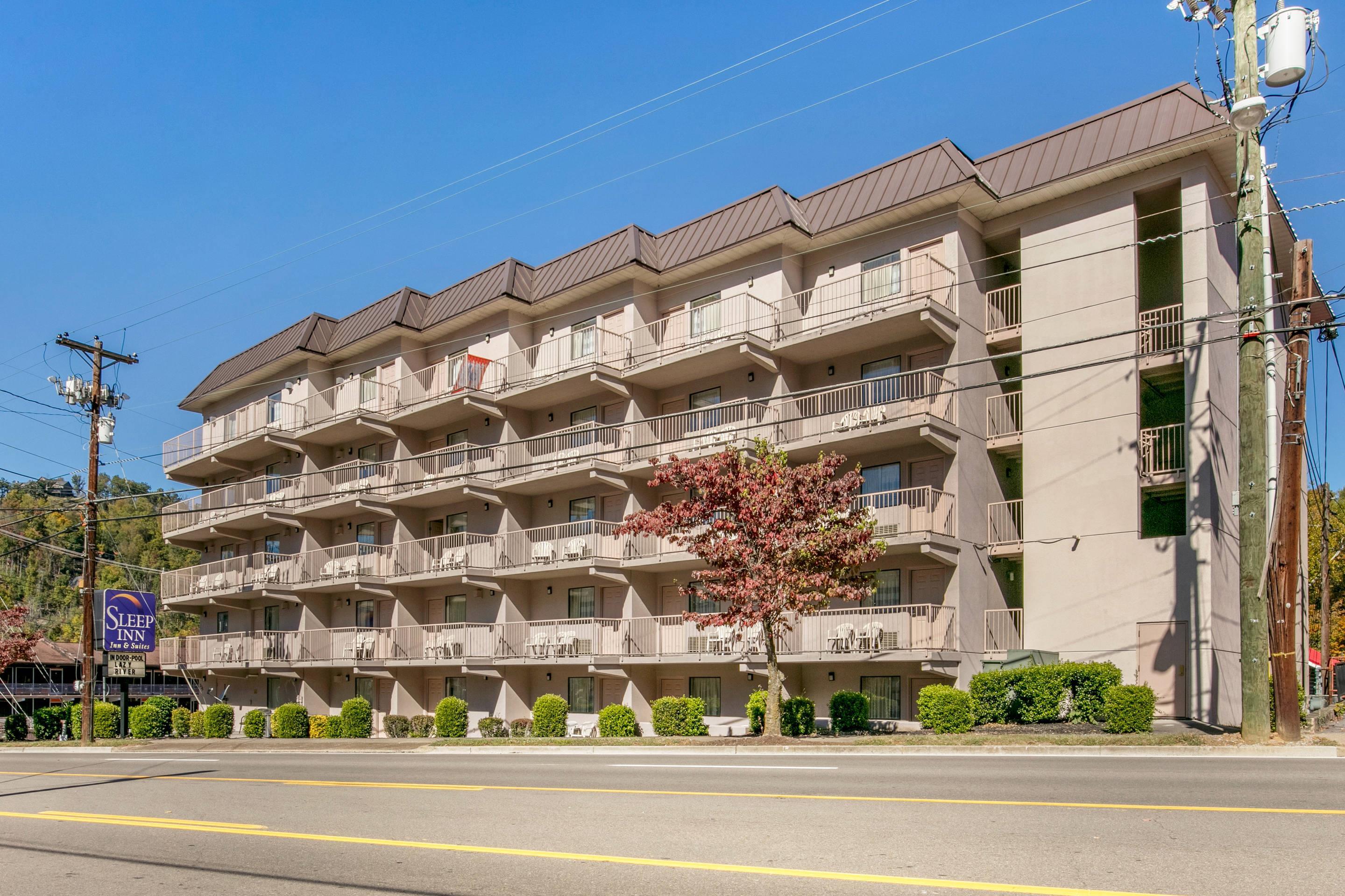 Hotel exterior | Sleep Inn & Suites near Sports World Blvd