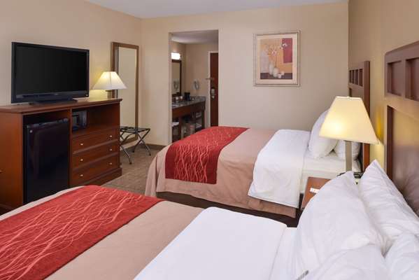  - Comfort Inn Dickson - I-40, Exit 172