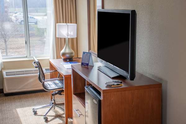  - Comfort Inn Dickson - I-40, Exit 172