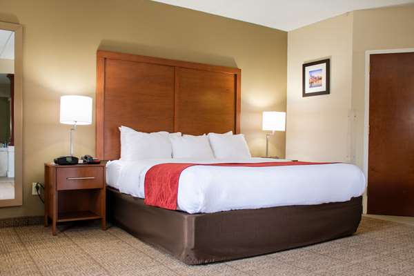  - Comfort Inn Dickson - I-40, Exit 172