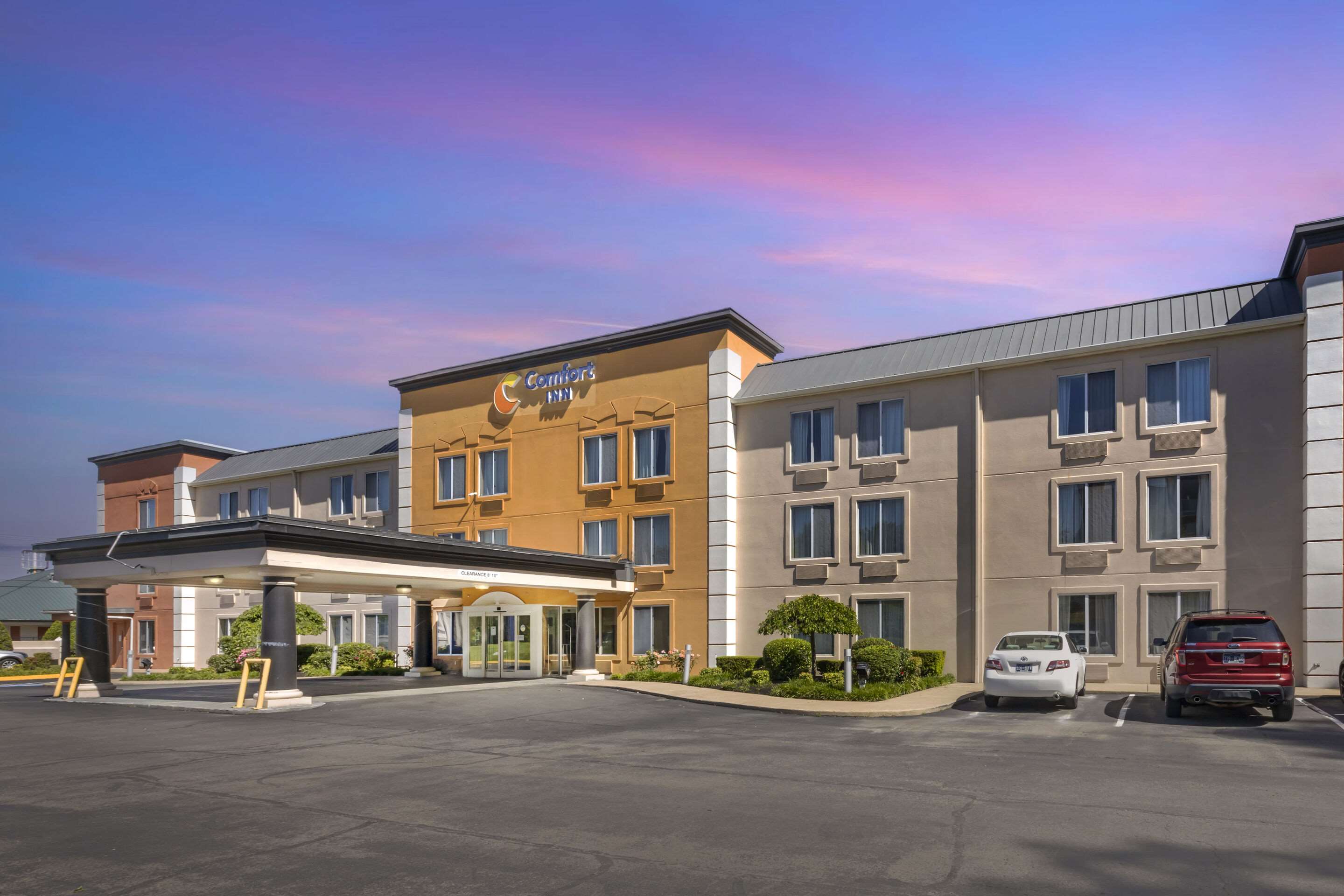 Hotel exterior | Comfort Inn Dickson
