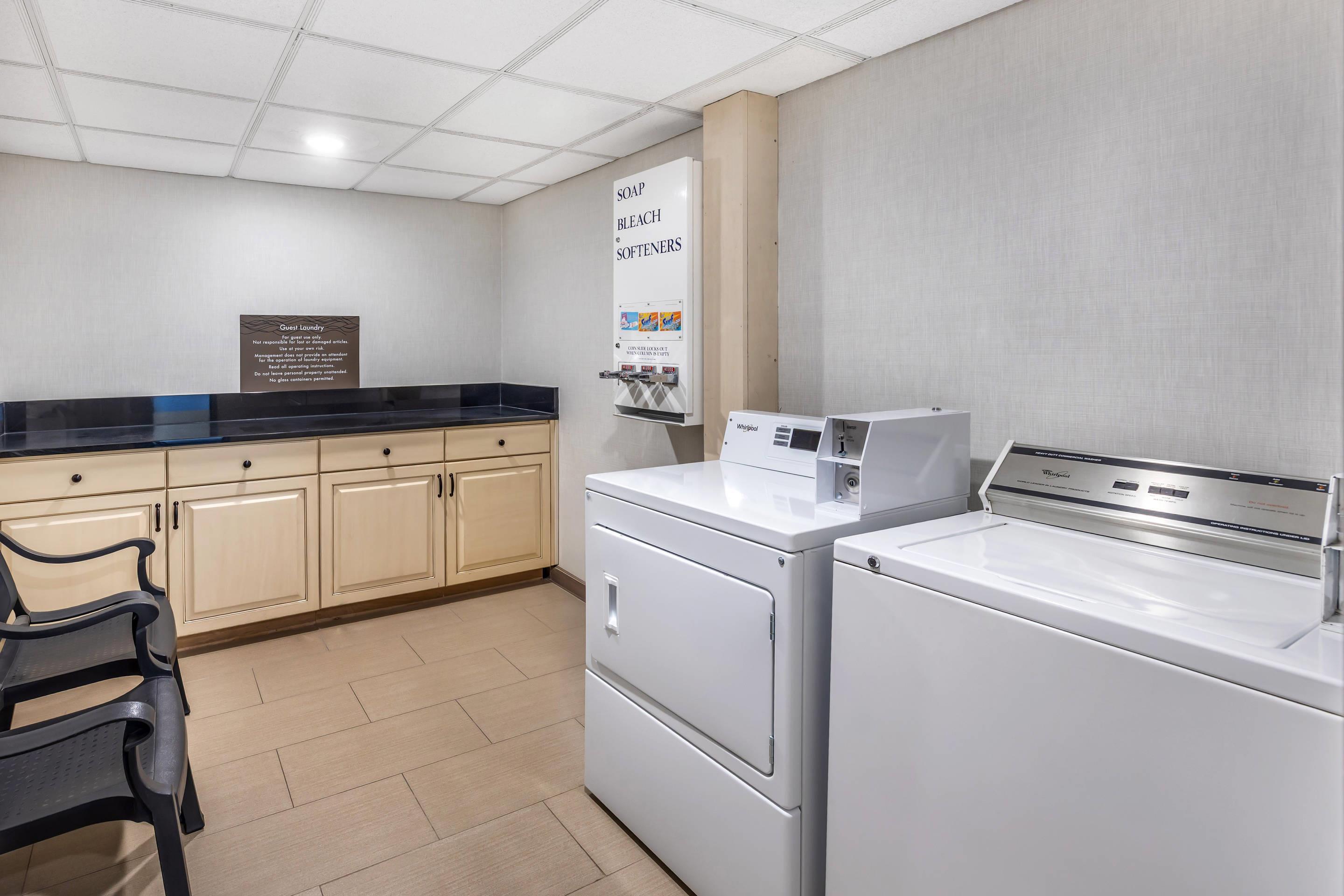 Guest laundry facilities | Comfort Inn & Suites Lookout Mountain