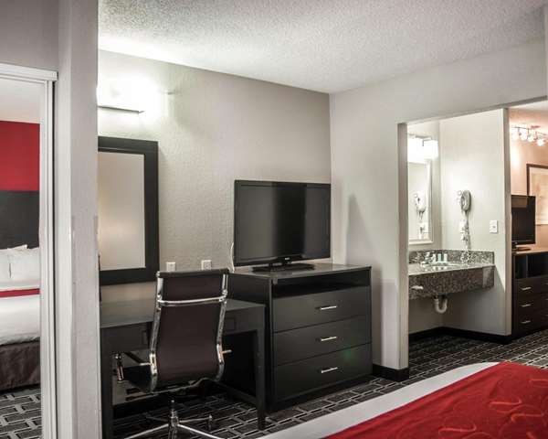 Suite - Comfort Suites Airport Nashville - I-40, Exit 216