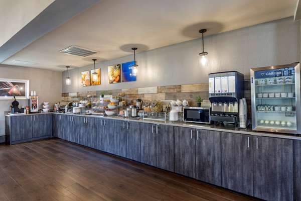 Amenities - Comfort Suites Airport Nashville - I-40, Exit 216