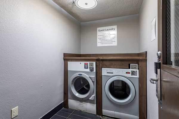 Amenities - Comfort Suites Airport Nashville - I-40, Exit 216