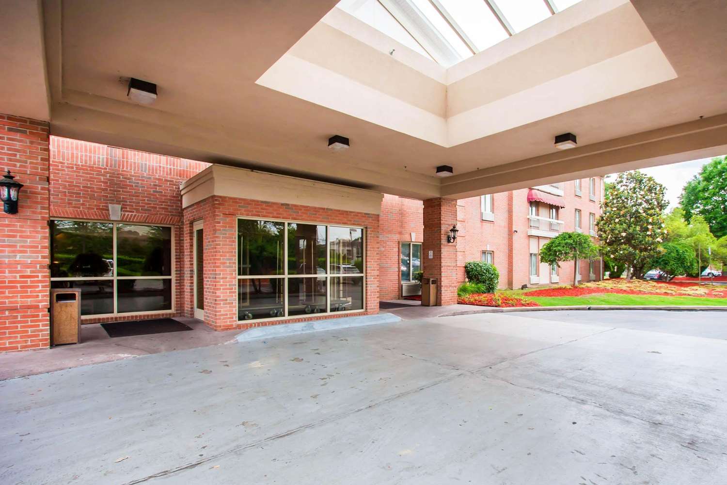 Quality Inn Suites Germantown Tn See Discounts