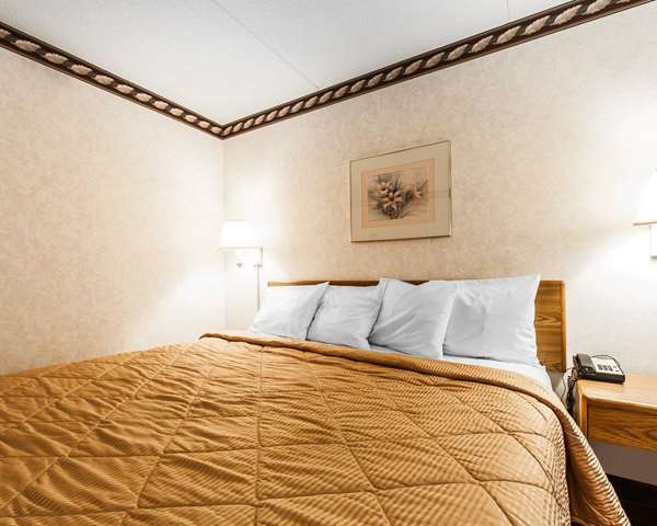  - Rodeway Inn Sweetwater - I-75, Exit 60