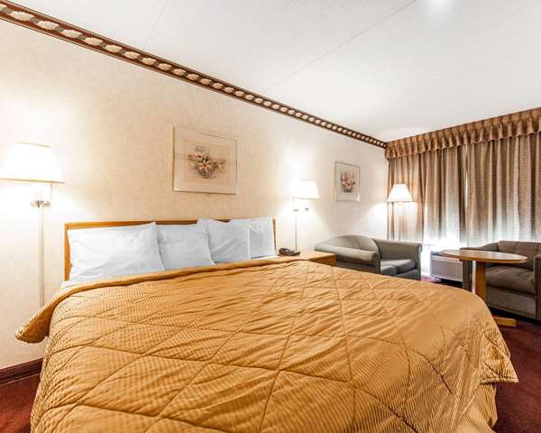  - Rodeway Inn Sweetwater - I-75, Exit 60