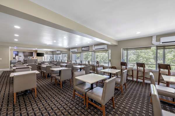 Amenities - Comfort Inn Vanderbilt Downtown Nashville - I-40 & I-65, Exit 209