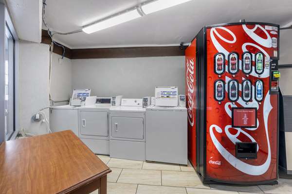 Amenities - Comfort Inn Vanderbilt Downtown Nashville - I-40 & I-65, Exit 209