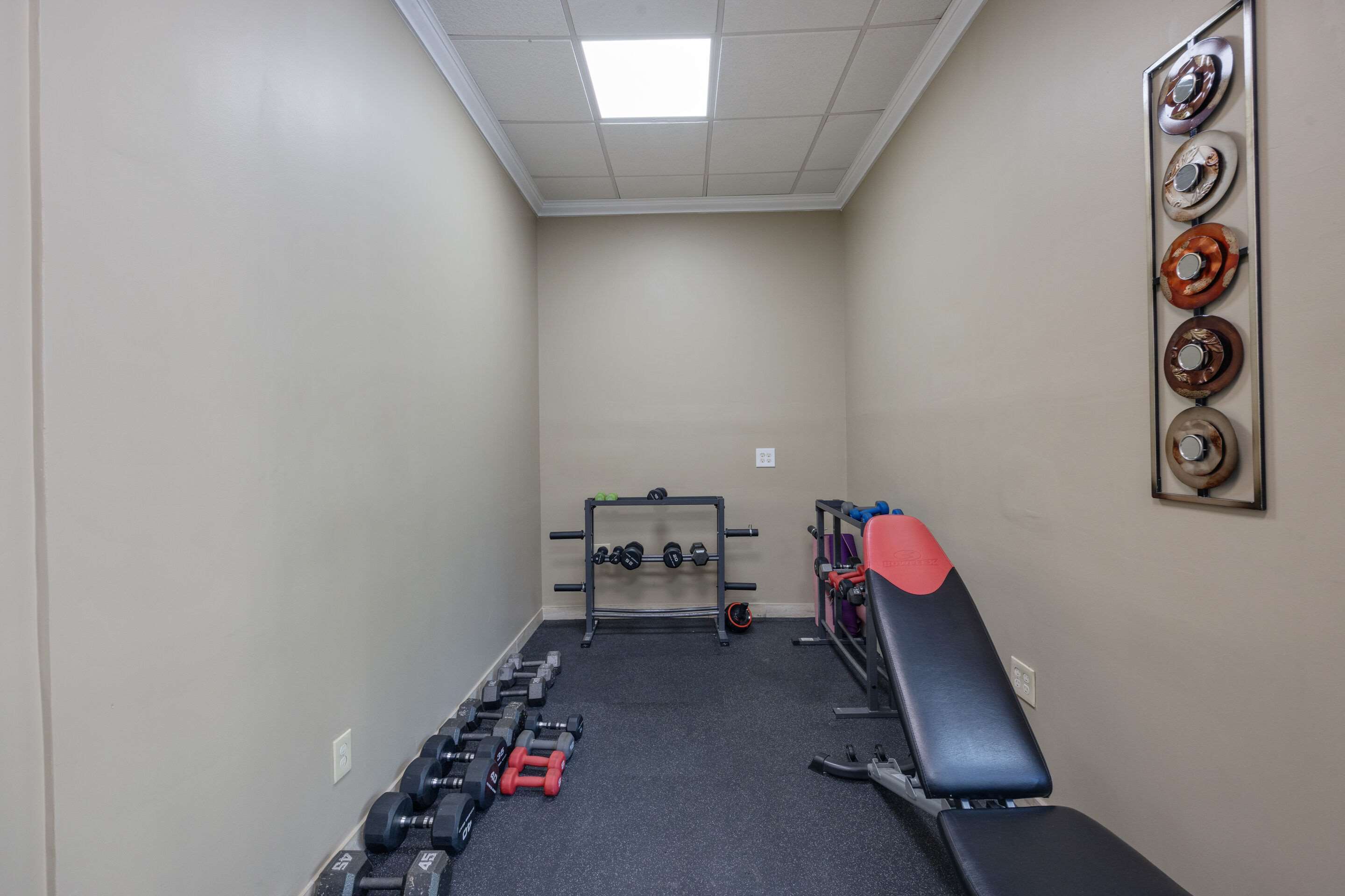 Exercise room | Comfort Inn Downtown Nashville/Vanderbilt