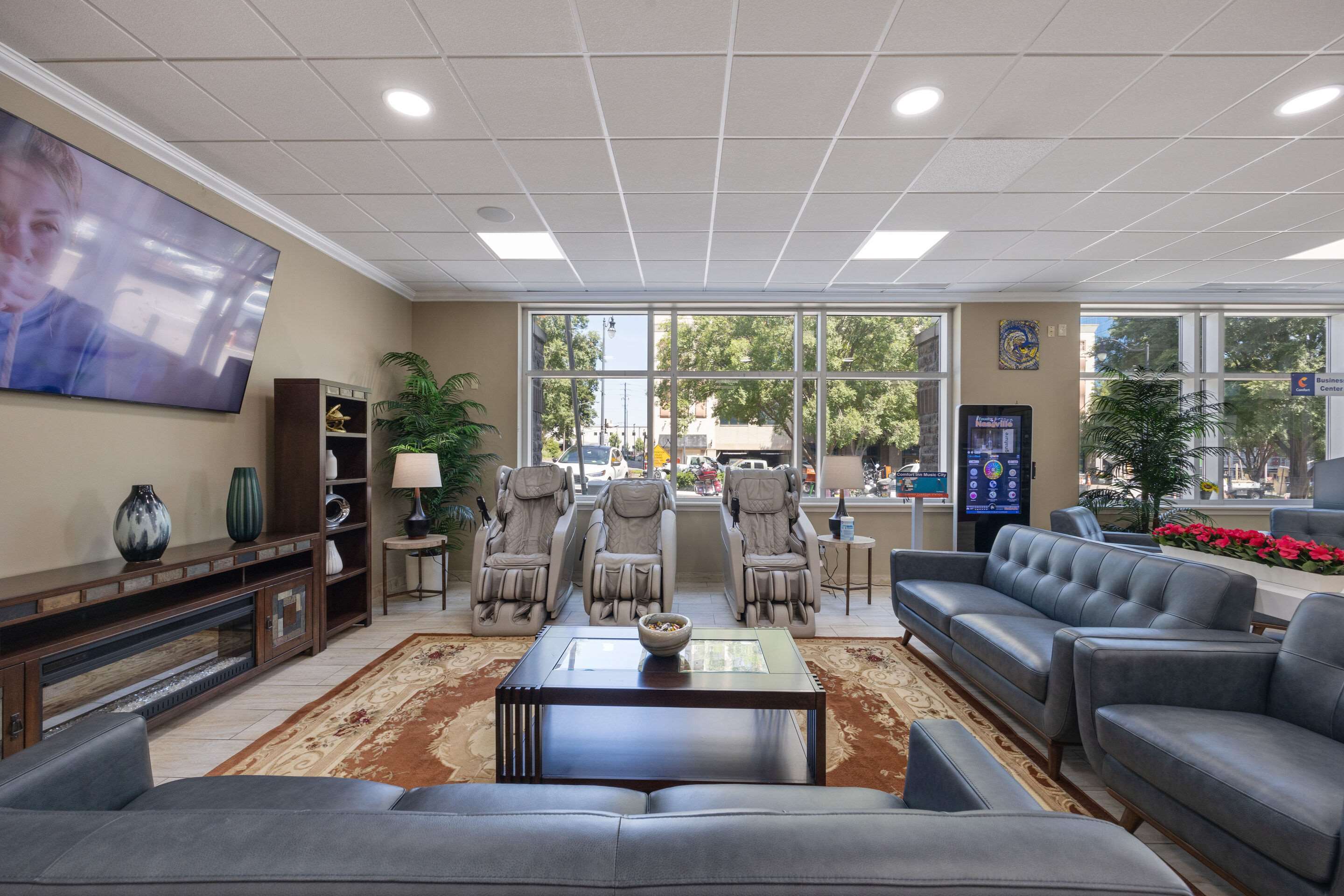 Hotel lobby | Comfort Inn Downtown Nashville/Vanderbilt