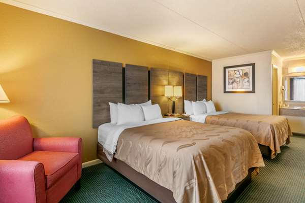  - Quality Inn Manchester - I-24, Exit 114